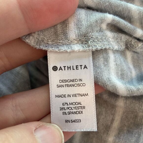 Athleta Light Gray & White Striped Threadlight Layering Top Size Medium - Picture 8 of 9